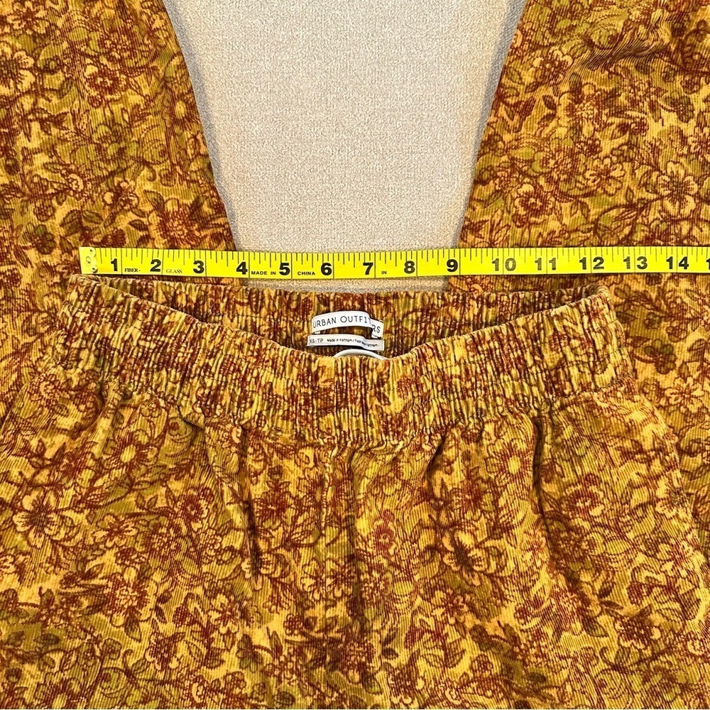 Urban Outfitters Corduroy Penelope Jogger Pant. Size XS. - Picture 10 of 12